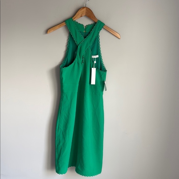 NEW Trina Turk Cross Neck Cocktail Sheath Dress 6 - Picture 2 of 11